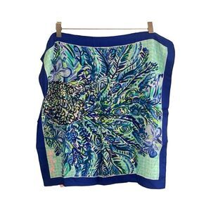Lilly Pulitzer Sneak A Beak Bennet Blue Silk Scarf Vibrant 21x21 Peacock Print